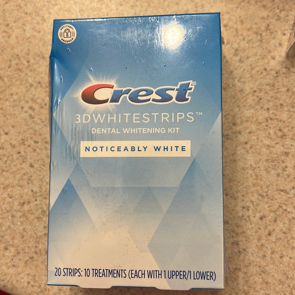 Crest White Strips - noticeably white